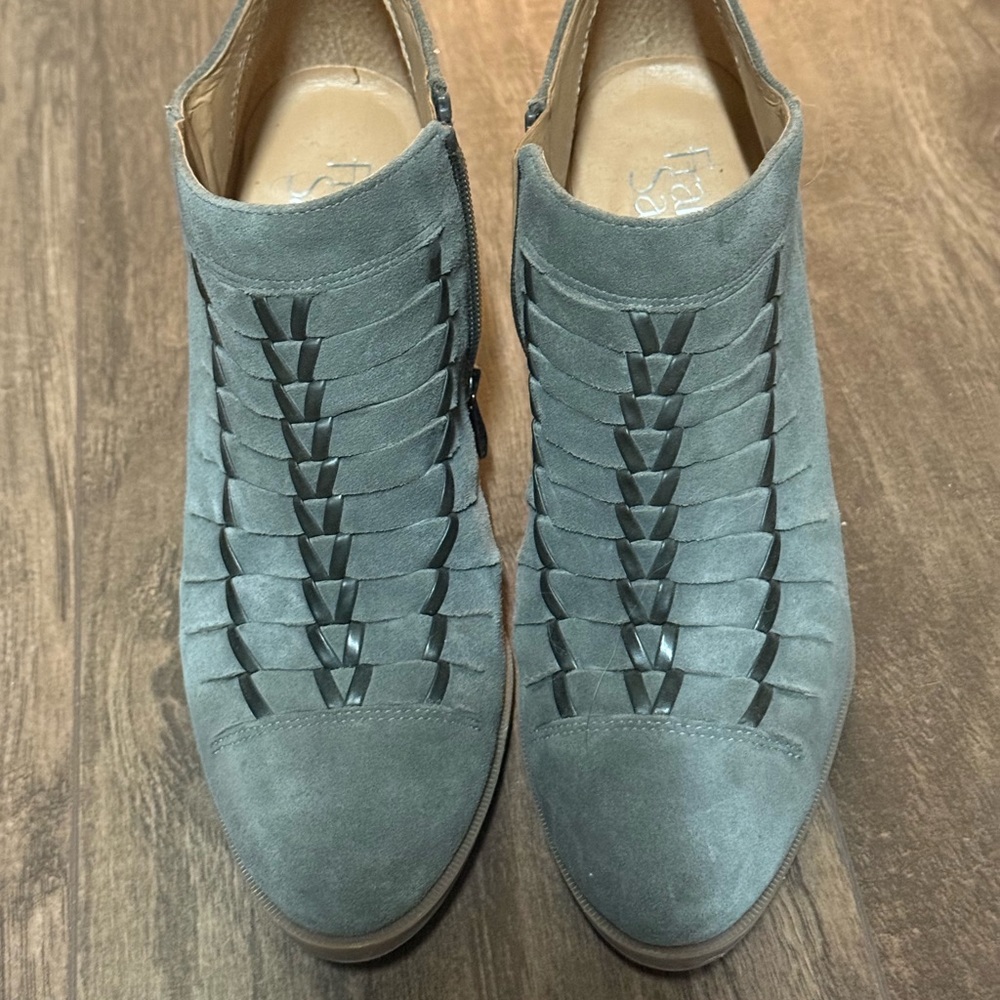 Women's Gray Woven Ankle Boots